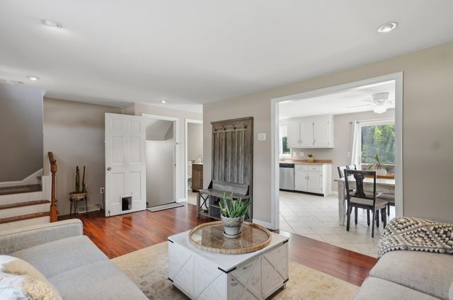 36 Scott Lane, Sandown, NH 03873