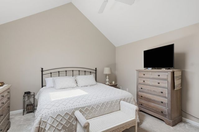 36 Scott Lane, Sandown, NH 03873