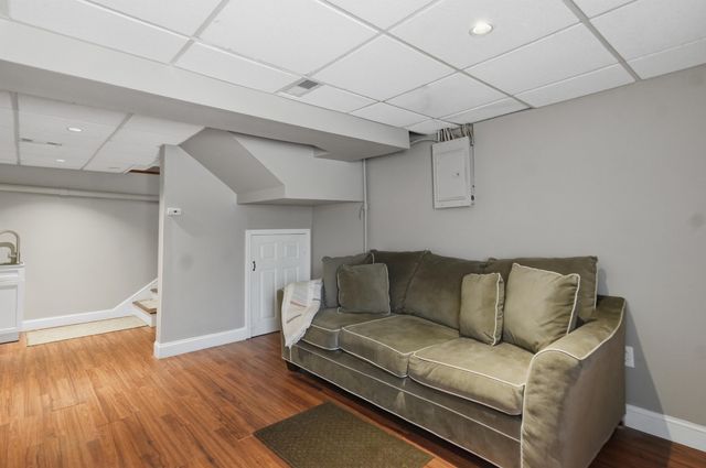 36 Scott Lane, Sandown, NH 03873