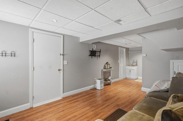 36 Scott Lane, Sandown, NH 03873