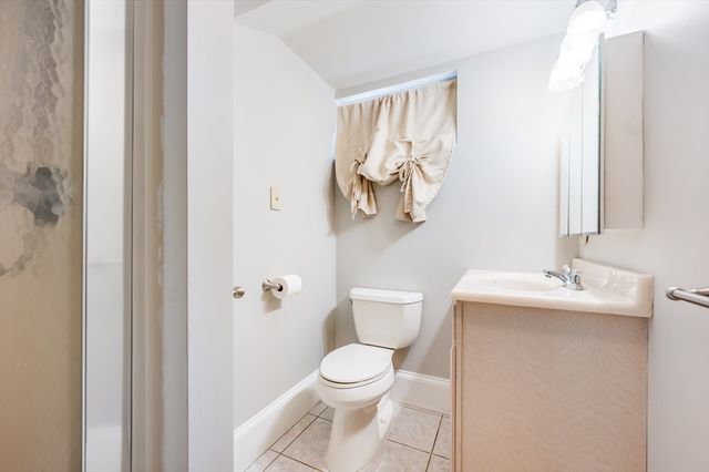 1520 Columbia Rd 2, Boston, MA 02127