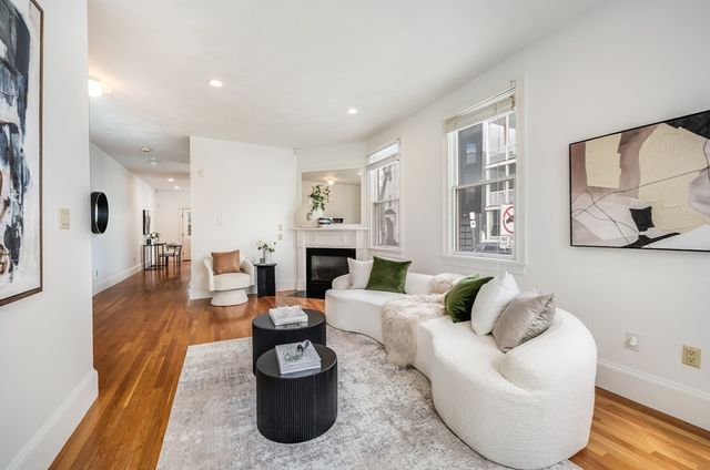 1520 Columbia Rd 2, Boston, MA 02127