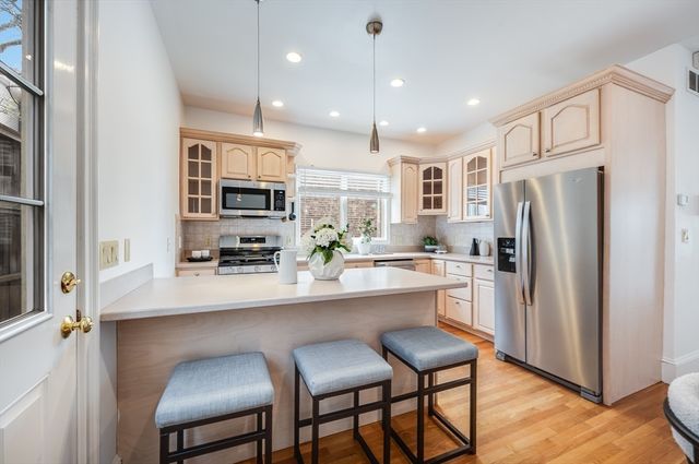 1520 Columbia Rd 2, Boston, MA 02127