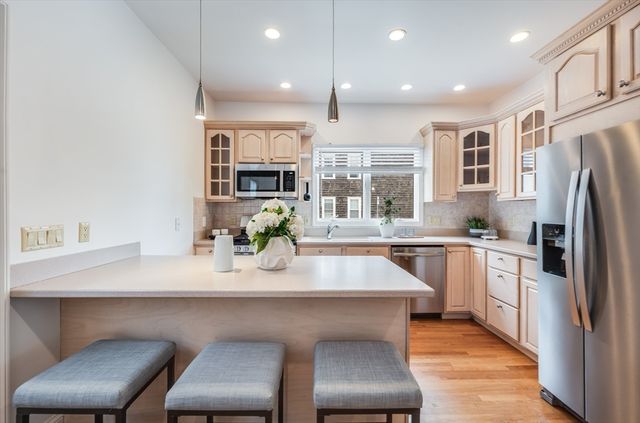 1520 Columbia Rd 2, Boston, MA 02127