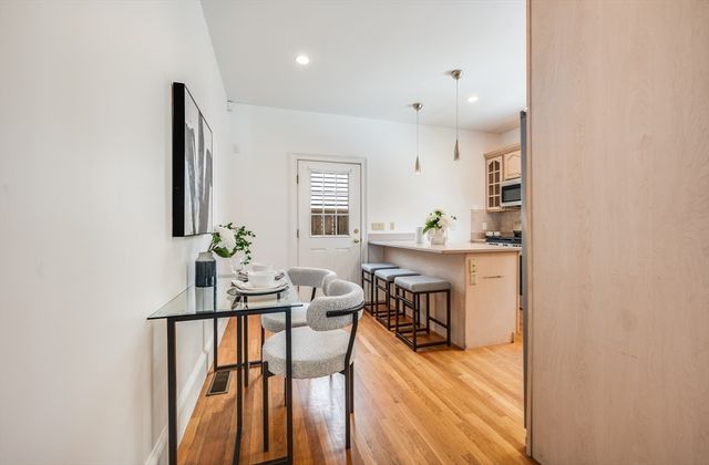 1520 Columbia Rd 2, Boston, MA 02127