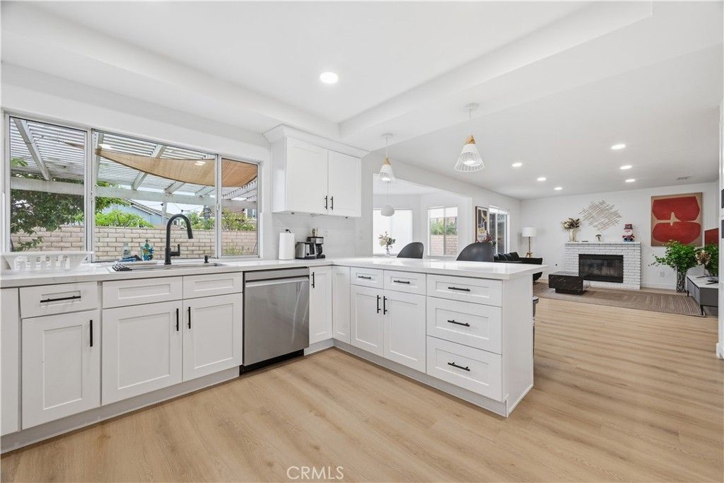 Image 15 of property listing at 576 E Tam O Shanter Street, Ontario, CA 91761