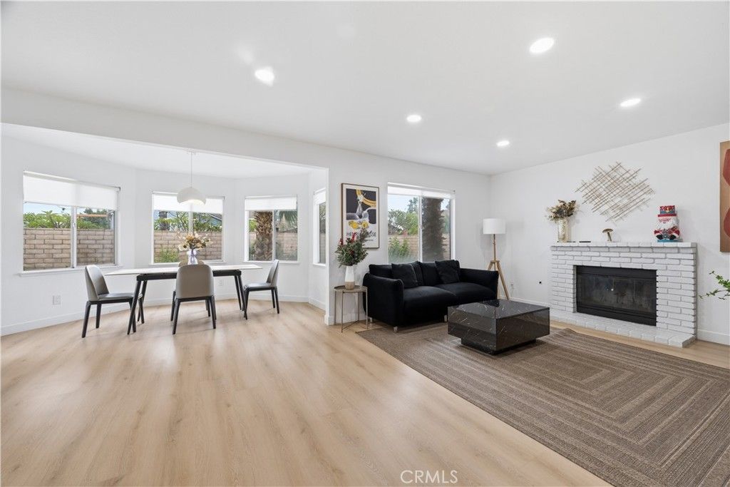 Image 19 of property listing at 576 E Tam O Shanter Street, Ontario, CA 91761