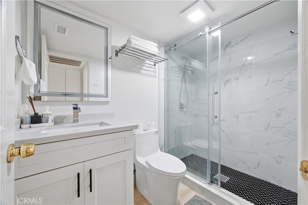 Image 22 of property listing at 576 E Tam O Shanter Street, Ontario, CA 91761