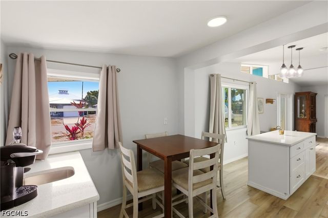 185 Hibiscus DR, Fort Myers Beach, FL 33931