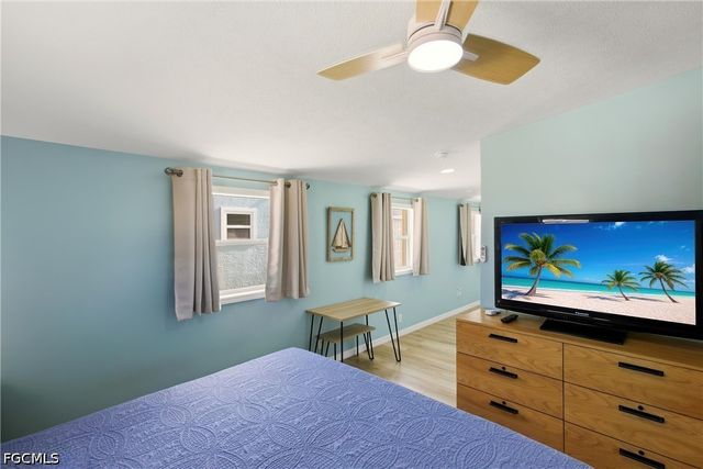 185 Hibiscus DR, Fort Myers Beach, FL 33931