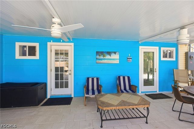 185 Hibiscus DR, Fort Myers Beach, FL 33931