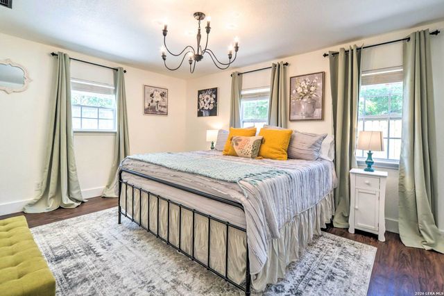 1104 Cherry St, New Braunfels, TX 78132