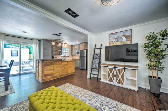 1104 Cherry St, New Braunfels, TX 78132