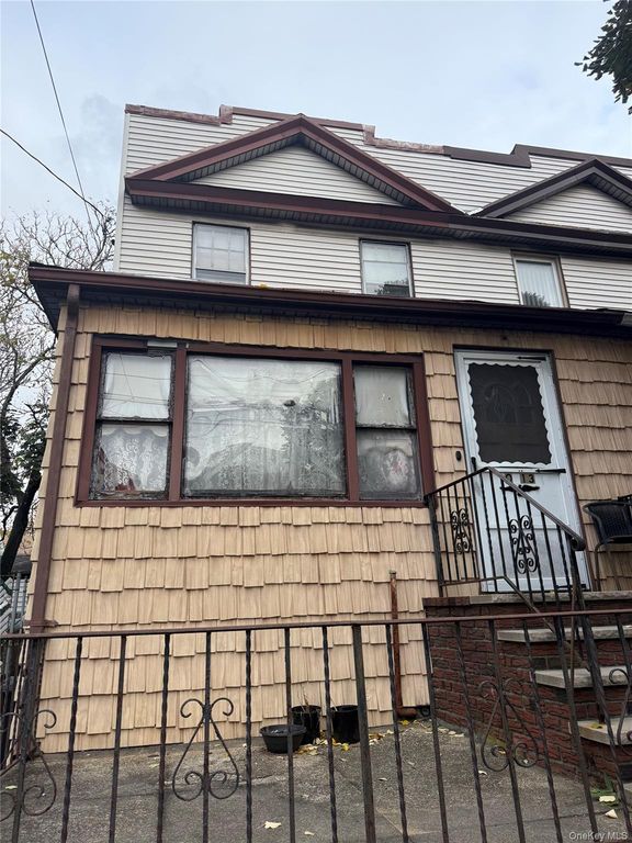 10713 88th Street, Ozone Park, NY 11417