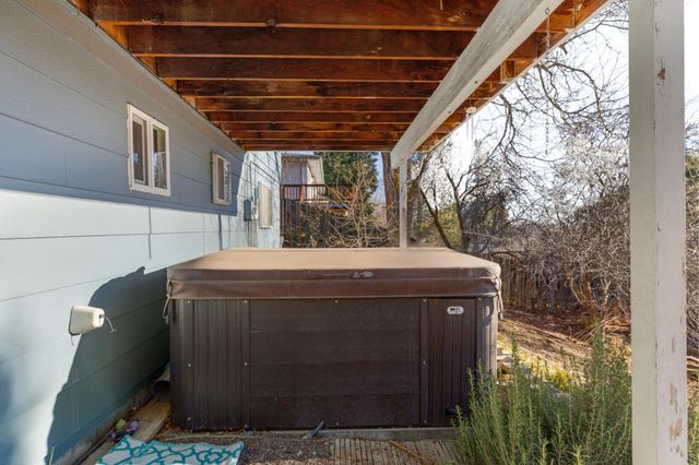 1104 Tamera Drive, Klamath Falls, OR 97603