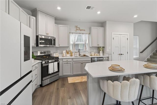 133 Pocosin PATH, Poquoson, VA 23662