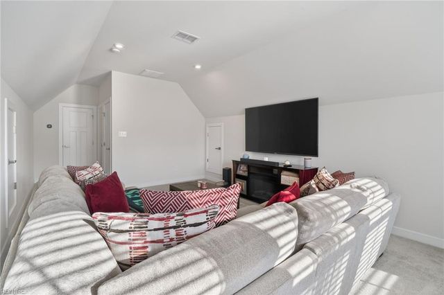 133 Pocosin PATH, Poquoson, VA 23662
