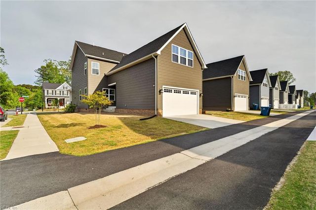 133 Pocosin PATH, Poquoson, VA 23662