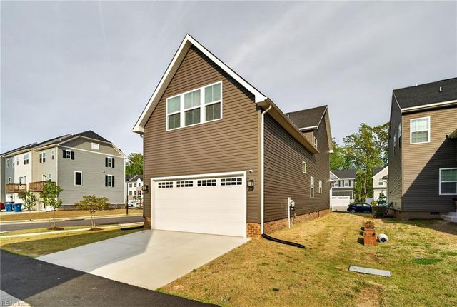133 Pocosin PATH, Poquoson, VA 23662