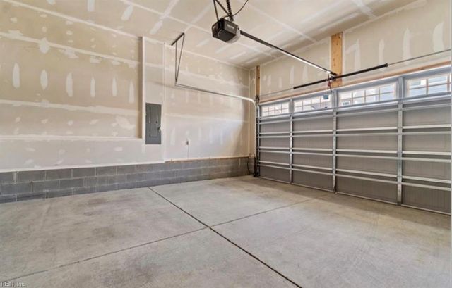 133 Pocosin PATH, Poquoson, VA 23662