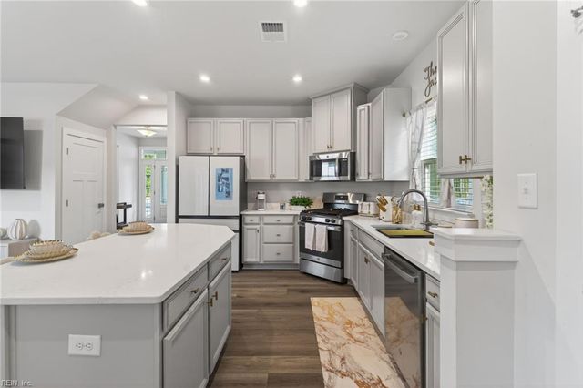 133 Pocosin PATH, Poquoson, VA 23662
