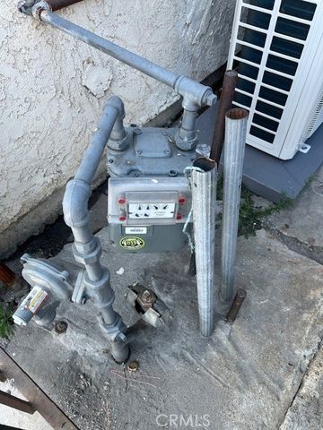 5426 Compton Avenue, Los Angeles, CA 90011