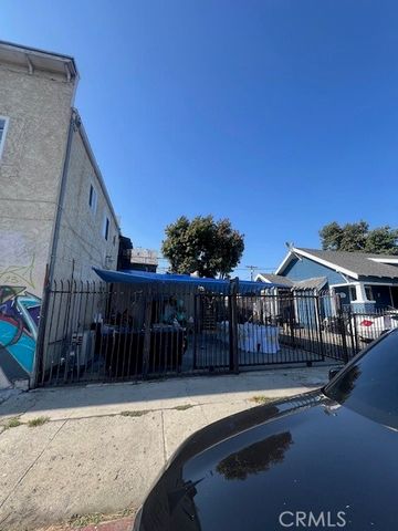 5426 Compton Avenue, Los Angeles, CA 90011