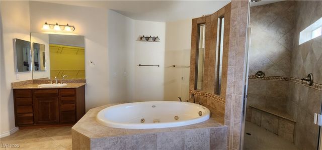 9464 Ojibwa Avenue, Las Vegas, NV 89149