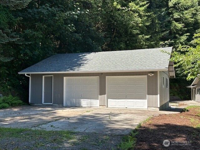 1581 Elochoman Valley Road, Cathlamet, WA 98612