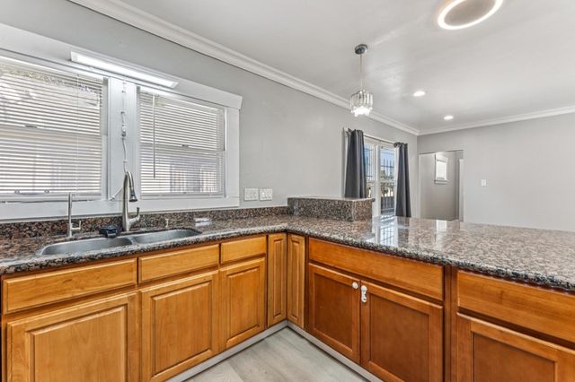 1433 1433 56Th Ave, Oakland, CA 94621