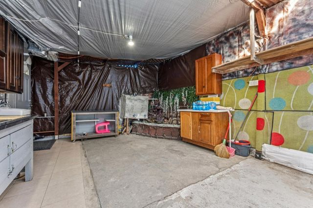 1433 1433 56Th Ave, Oakland, CA 94621