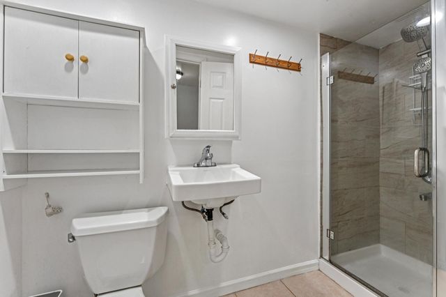 1433 1433 56Th Ave, Oakland, CA 94621