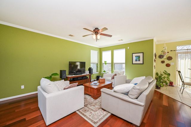 12203 Medina Lake Drive, Tomball, TX 77377