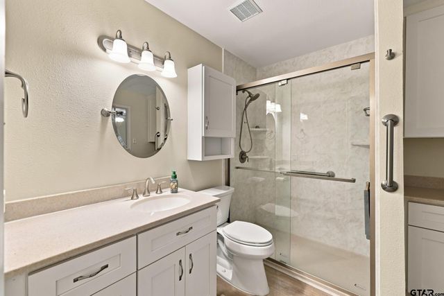 21121 County Road 1291, Flint, TX 75762