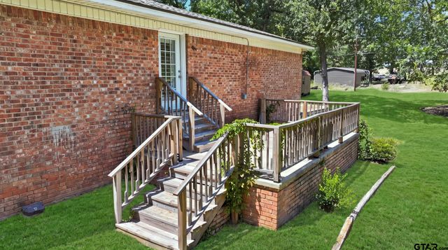 21121 County Road 1291, Flint, TX 75762