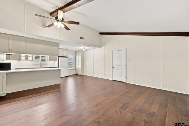21121 County Road 1291, Flint, TX 75762