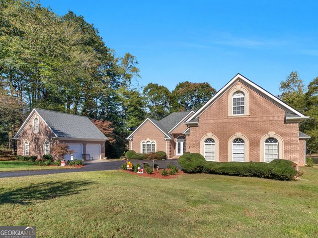 1220 Lake Stone Lea Drive, Oxford, GA 30054