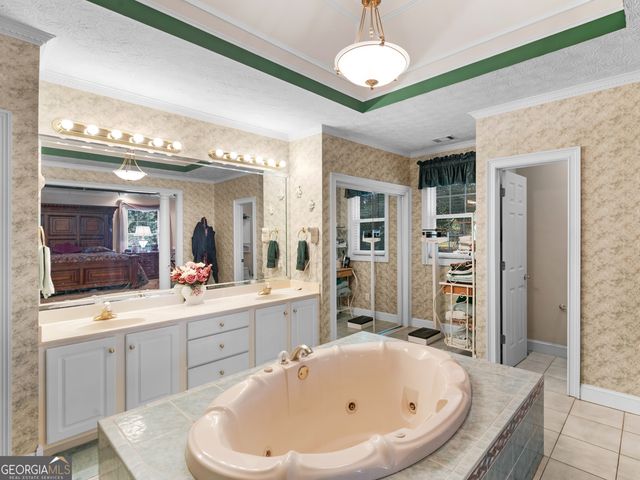 1220 Lake Stone Lea Drive, Oxford, GA 30054