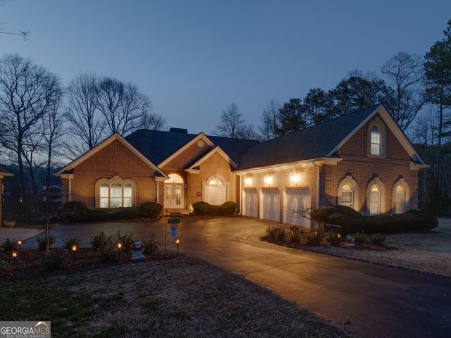 1220 Lake Stone Lea Drive, Oxford, GA 30054