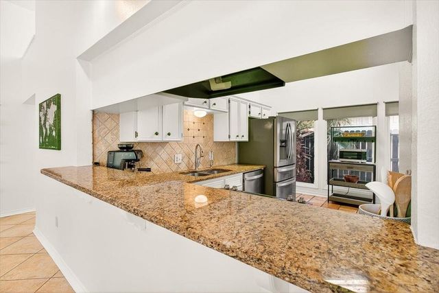 13833 Flintlock Drive, Corpus Christi, TX 78418