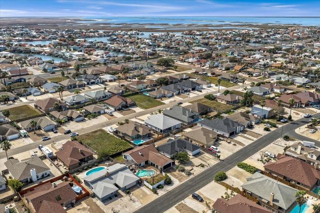 13833 Flintlock Drive, Corpus Christi, TX 78418