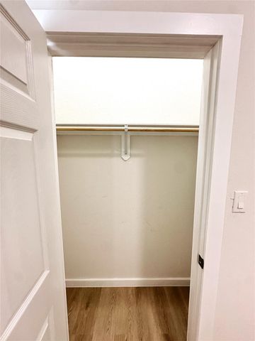 9711 Cargill Ab Street, Houston, TX 77029