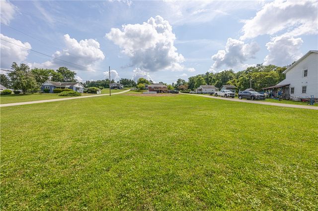 200 2nd St, South Union Twp, PA 15401