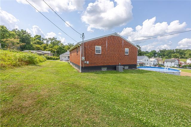 200 2nd St, South Union Twp, PA 15401