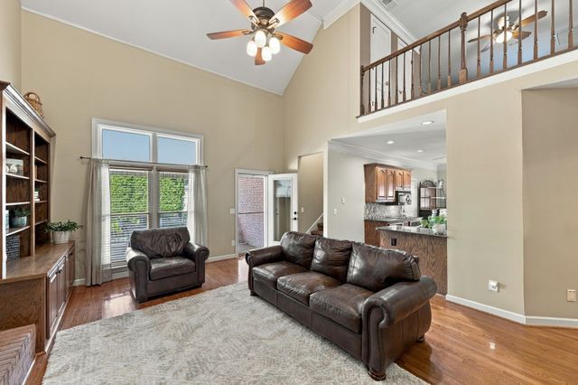 455 Forrest Park Cir, Franklin, TN 37064