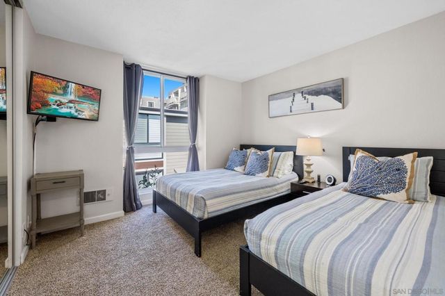 999 N Pacific St A20, Oceanside, CA 92054