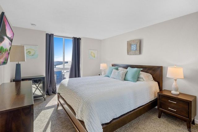 999 N Pacific St A20, Oceanside, CA 92054