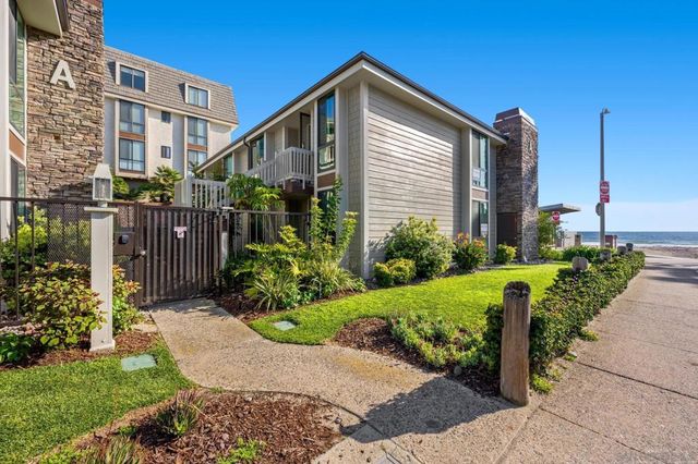 999 N Pacific St A20, Oceanside, CA 92054