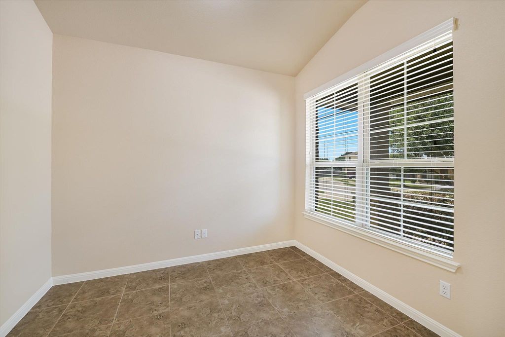 5652 Porano CIR, Round Rock, TX 78665