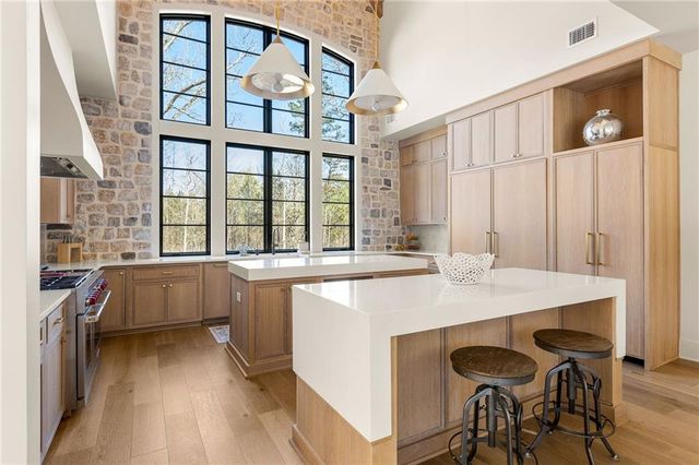 8445 Serenbe Road, Chattahoochee Hills, GA 30268